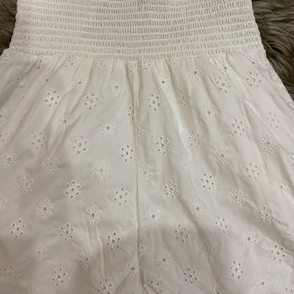 Aerie romper. Peek a boo style - Picture 4 of 4